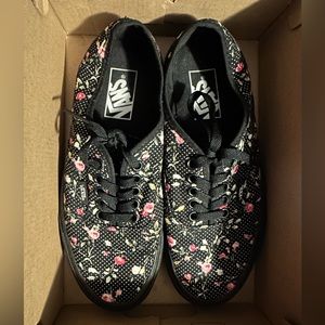 Vans (W8/M6.5) Black with Floral and White Dot Print